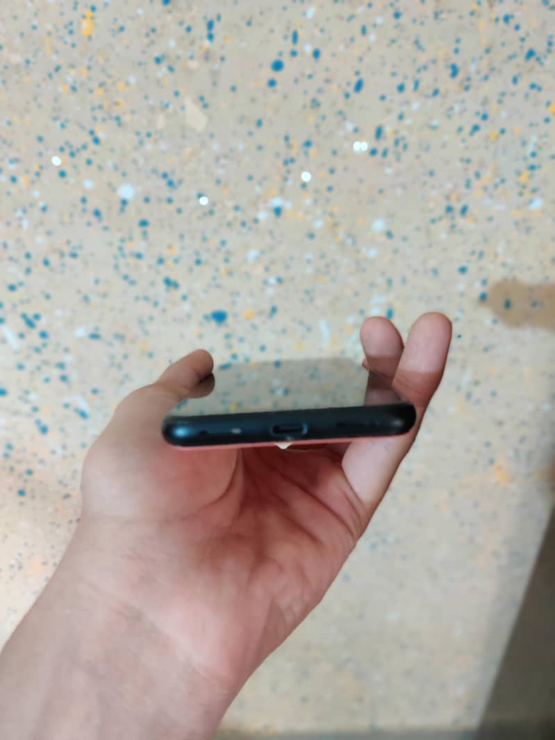 Google Pixel 4 3