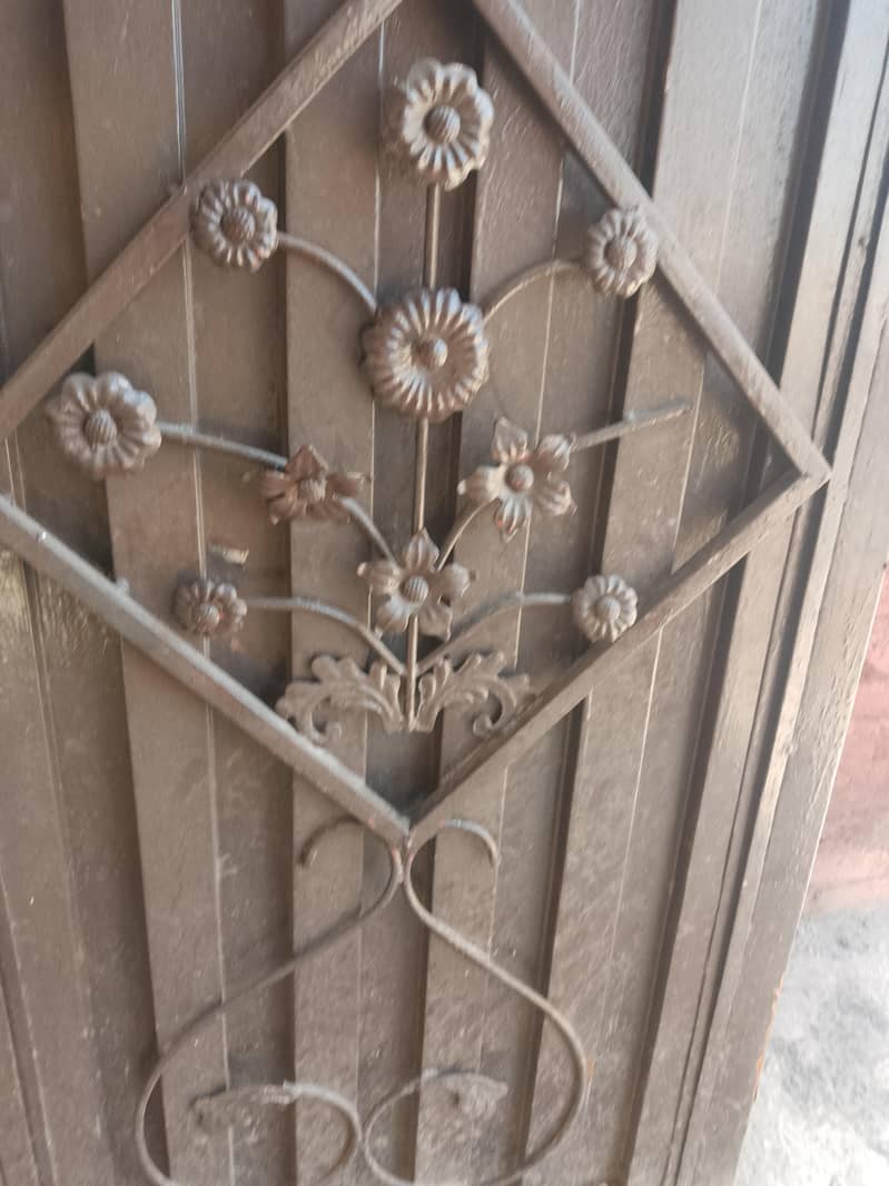 Main gate 2
