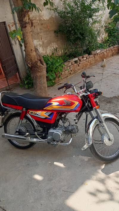 Honda cd70 2025