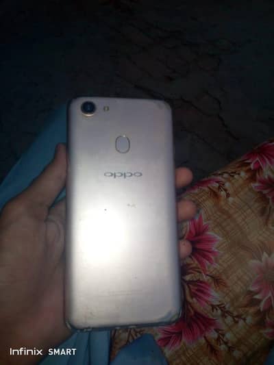 OPPO F5
