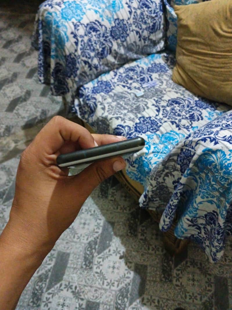Google Pixel 6a 4