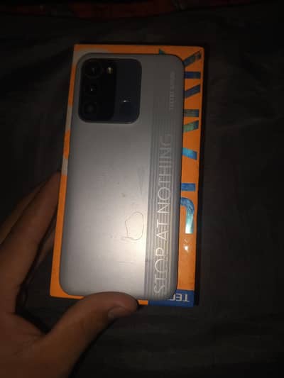 Tecno Spark 8C