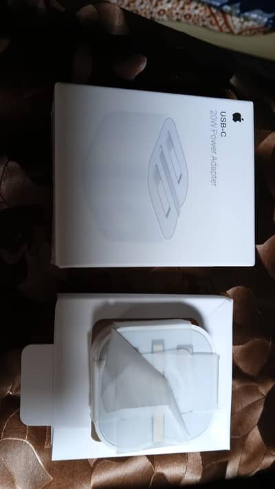 100% original iPhone 20 w USB c fast charger free pin folding