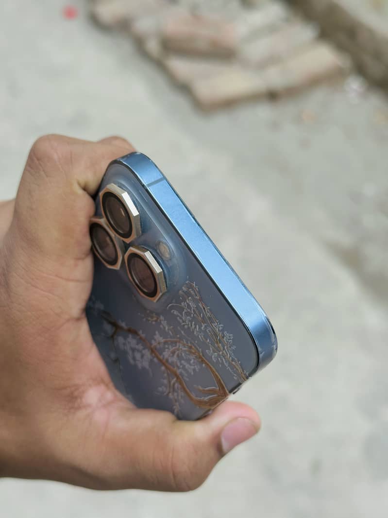 Apple iPhone 13 Pro 5