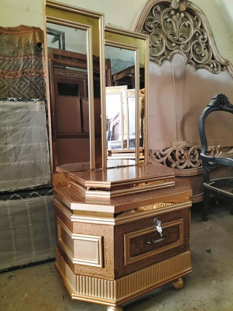 bed darasing said tables 3