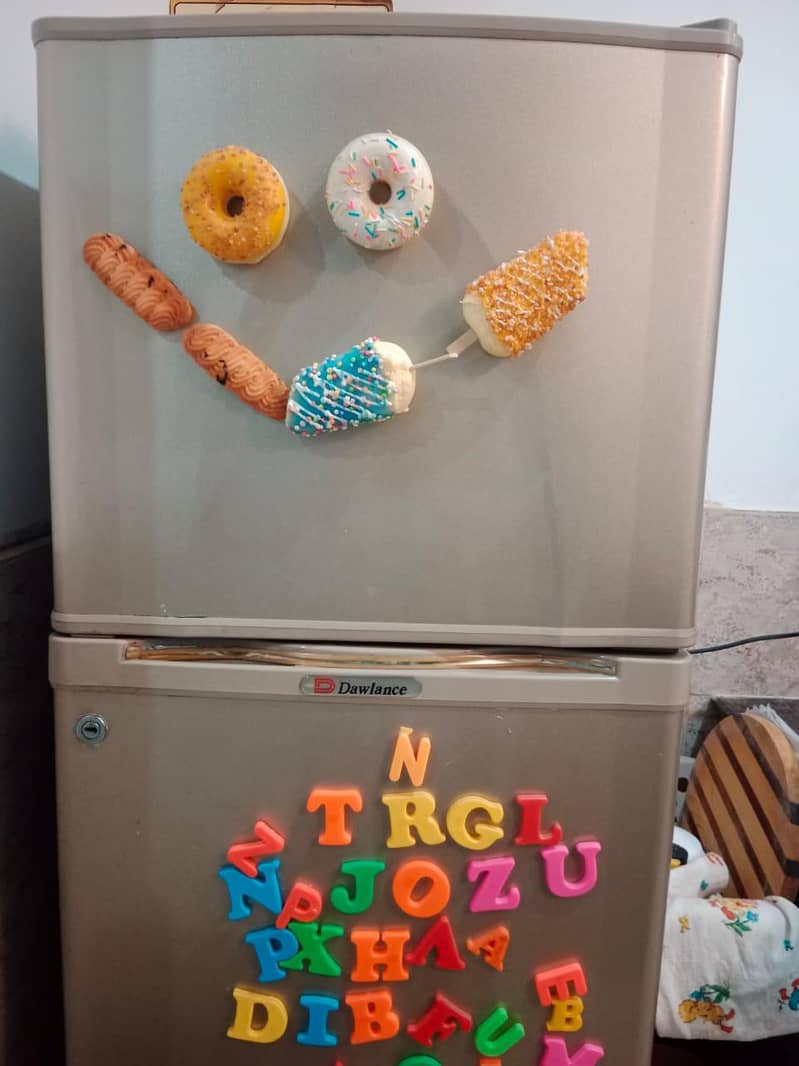 Dawlance Medium sized fridge 1