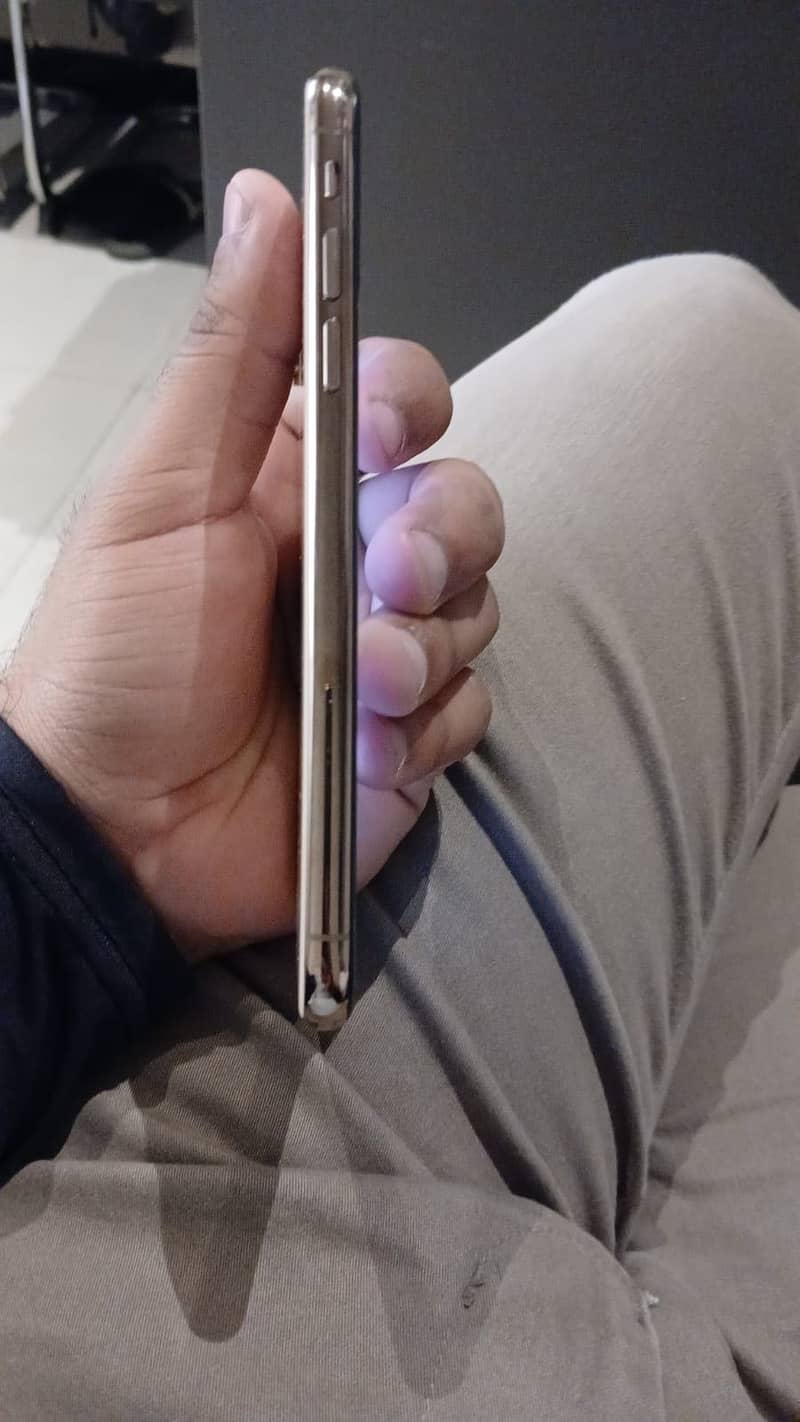 Apple iPhone X 1