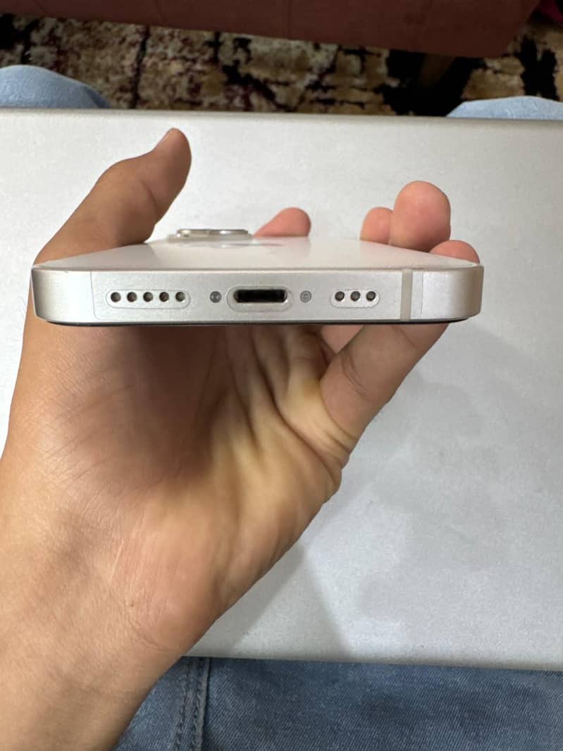 Apple iPhone 14 3
