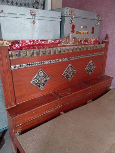 Bed chair table