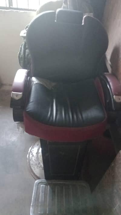 cutting chair