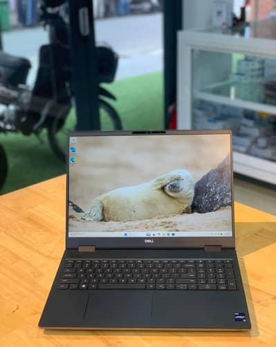 Dell Precision 7670 Corei7 12th Gen A+ Laptop with 4GB RTX GraphicCard