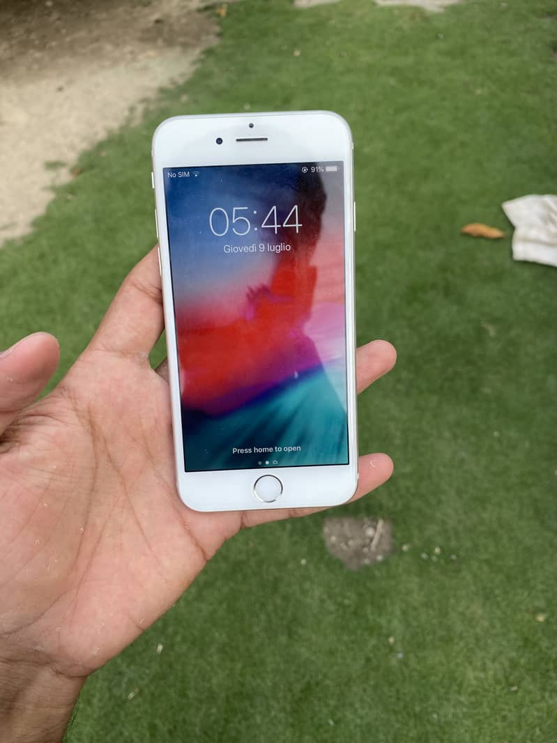 Apple iPhone 6 1