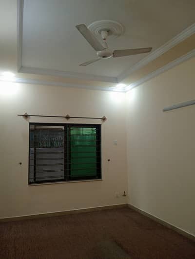 4marla 2beds tv lounge kitchen attached baths neat clean ground portion for rent in G 13 1 islamabad