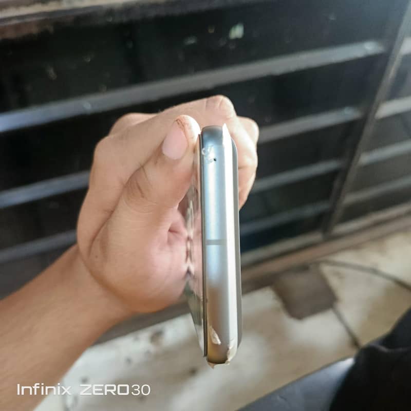Google Pixel 8 0