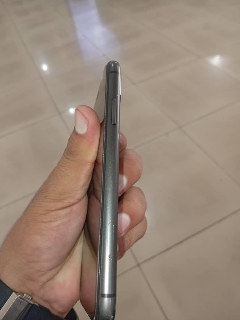 Apple iPhone 11 2