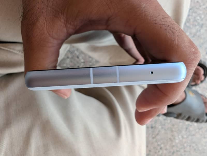 Google Pixel 7a 4