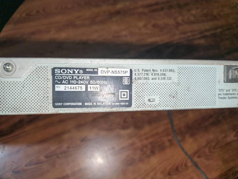 Sony CD/DVD Player 3