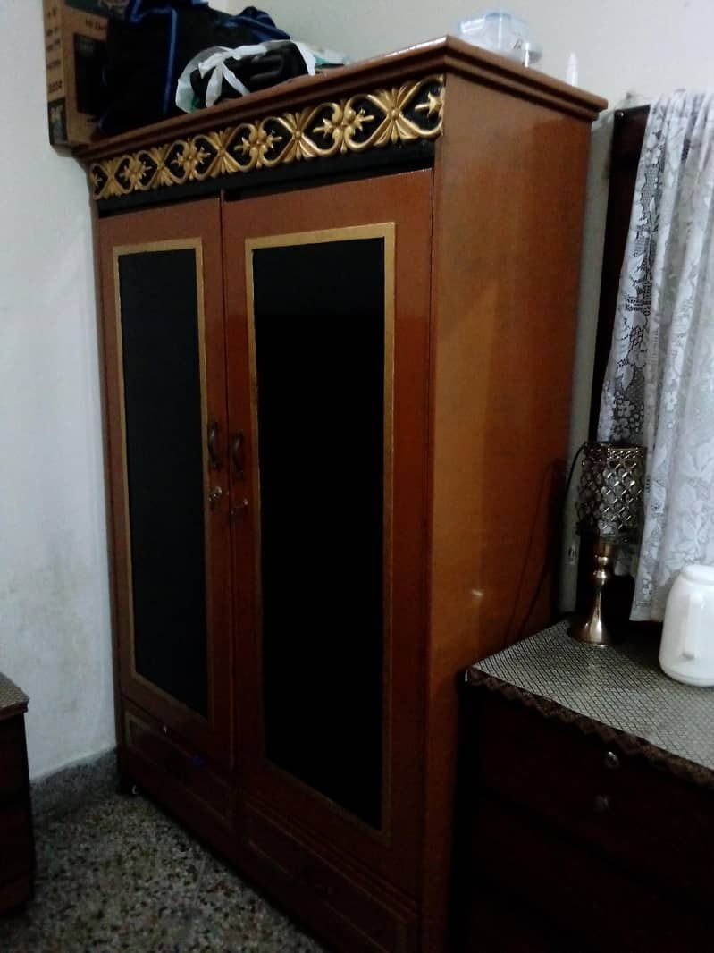 wardrobe 1