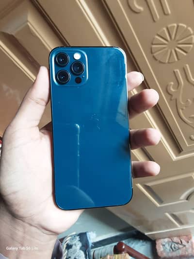 Apple iPhone 12 Pro Water pack Lush Condition Non Pta