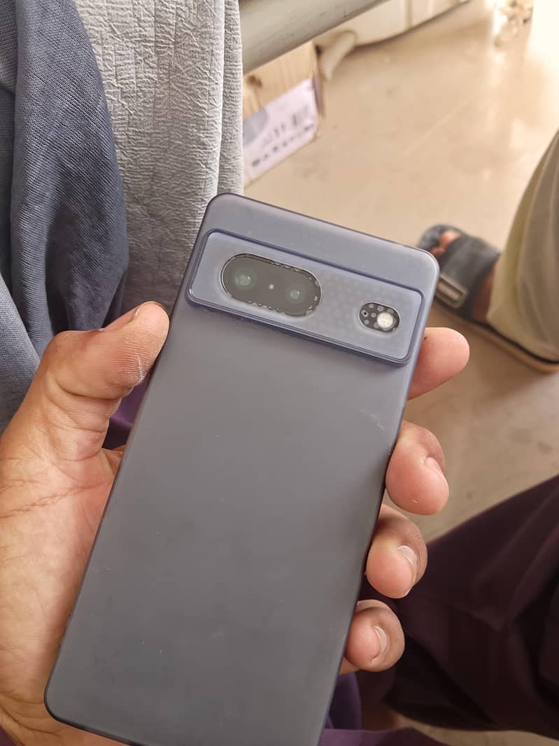 Google Pixel 7 3