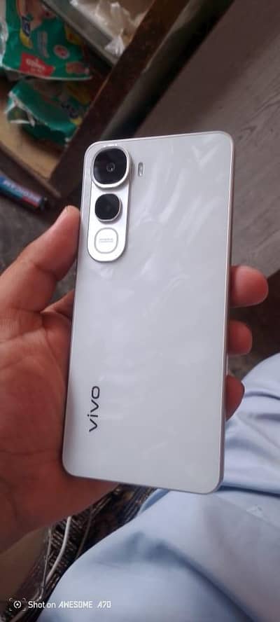 Vivo Y400
