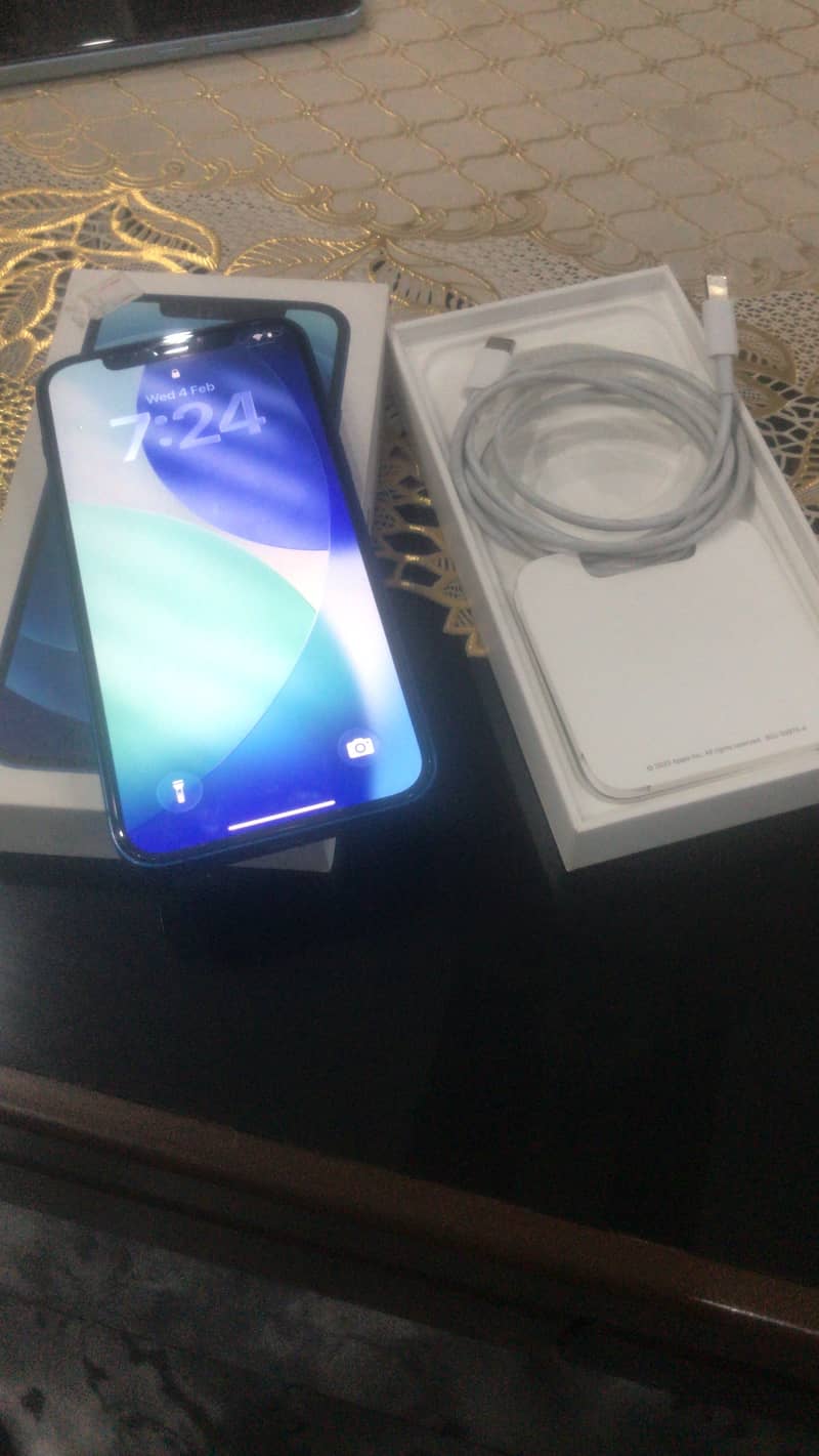 Apple iPhone 12 2