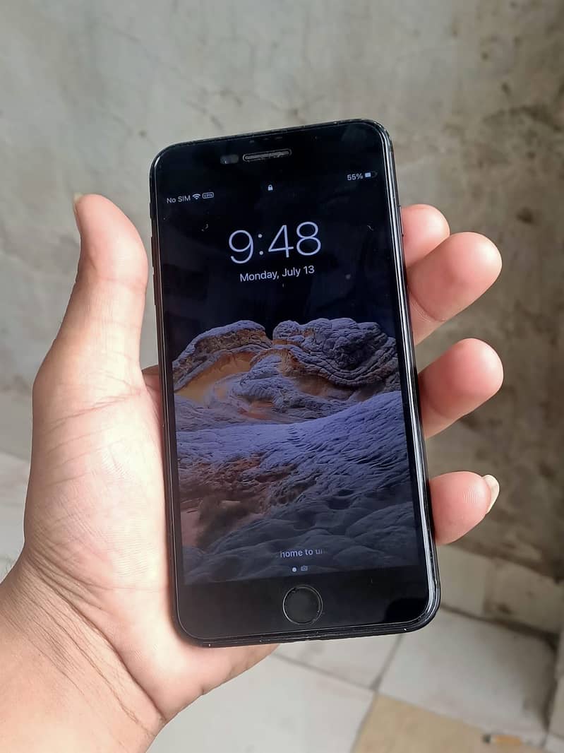 Apple iPhone 7 Plus 4