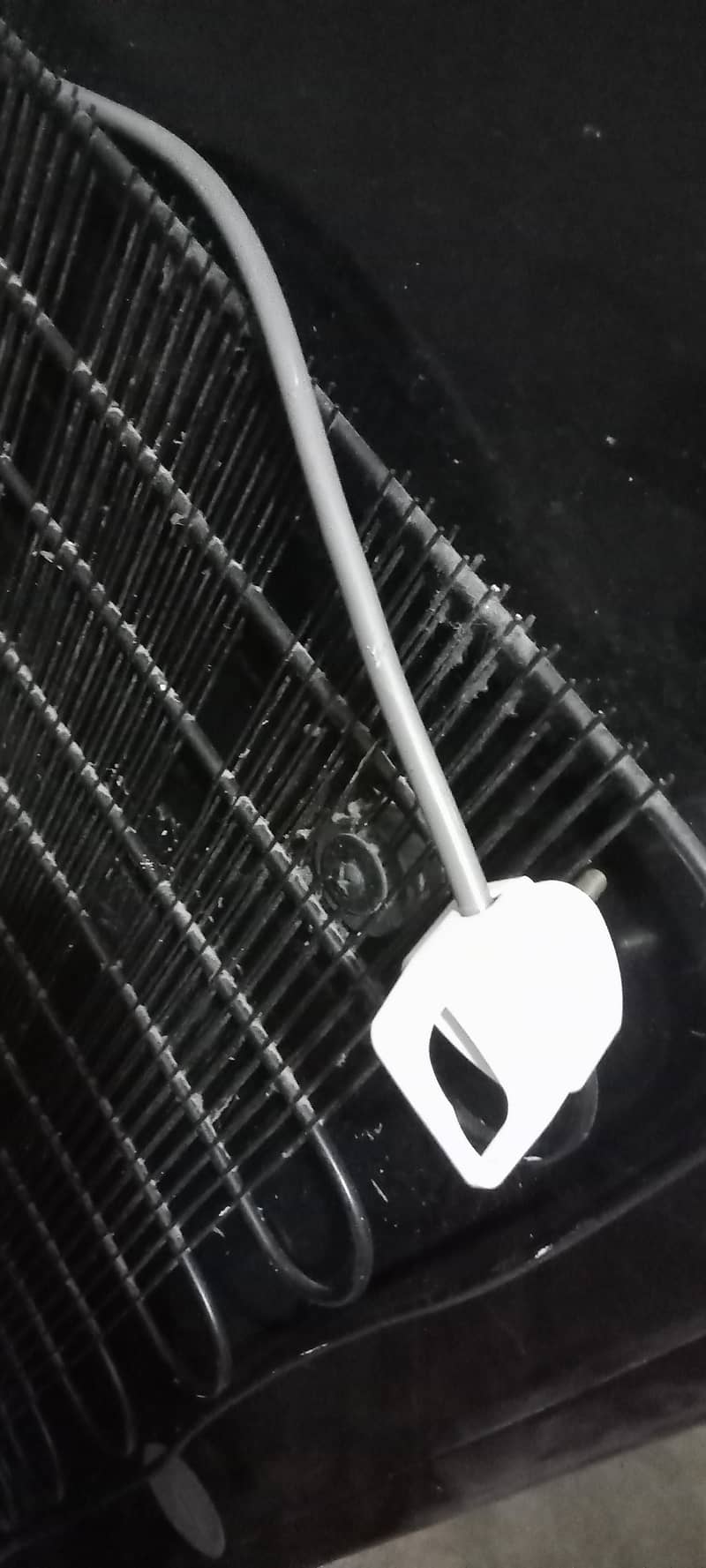 Singer 4