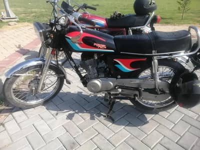 Honda 125 2000 Model Excellent Cindition
