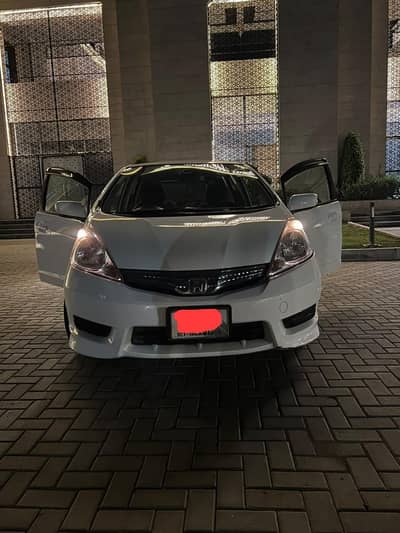 Honda Fit shuttle hybrid 2012 imported 2016.