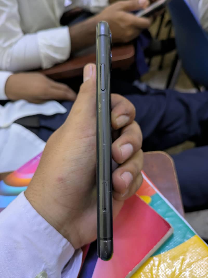 Apple iPhone 11 2