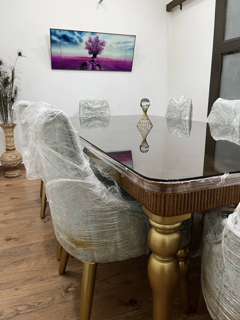 Dining Table (8 Chairs) 4