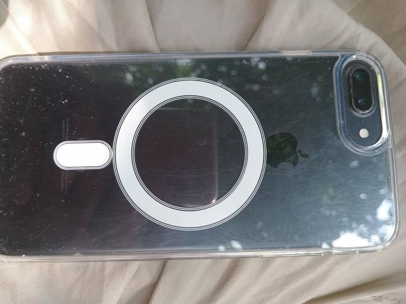 Apple iPhone 7 Plus 5