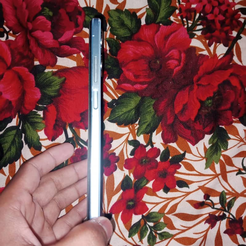 OPPO A17 1