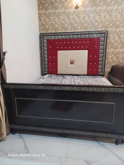 1 doubel Bed with Matress  , 2 side tabels , 1 couch
