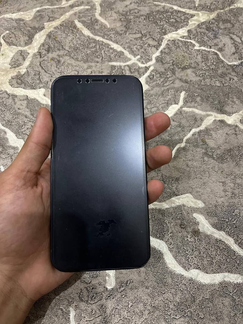 Apple iPhone 12 2