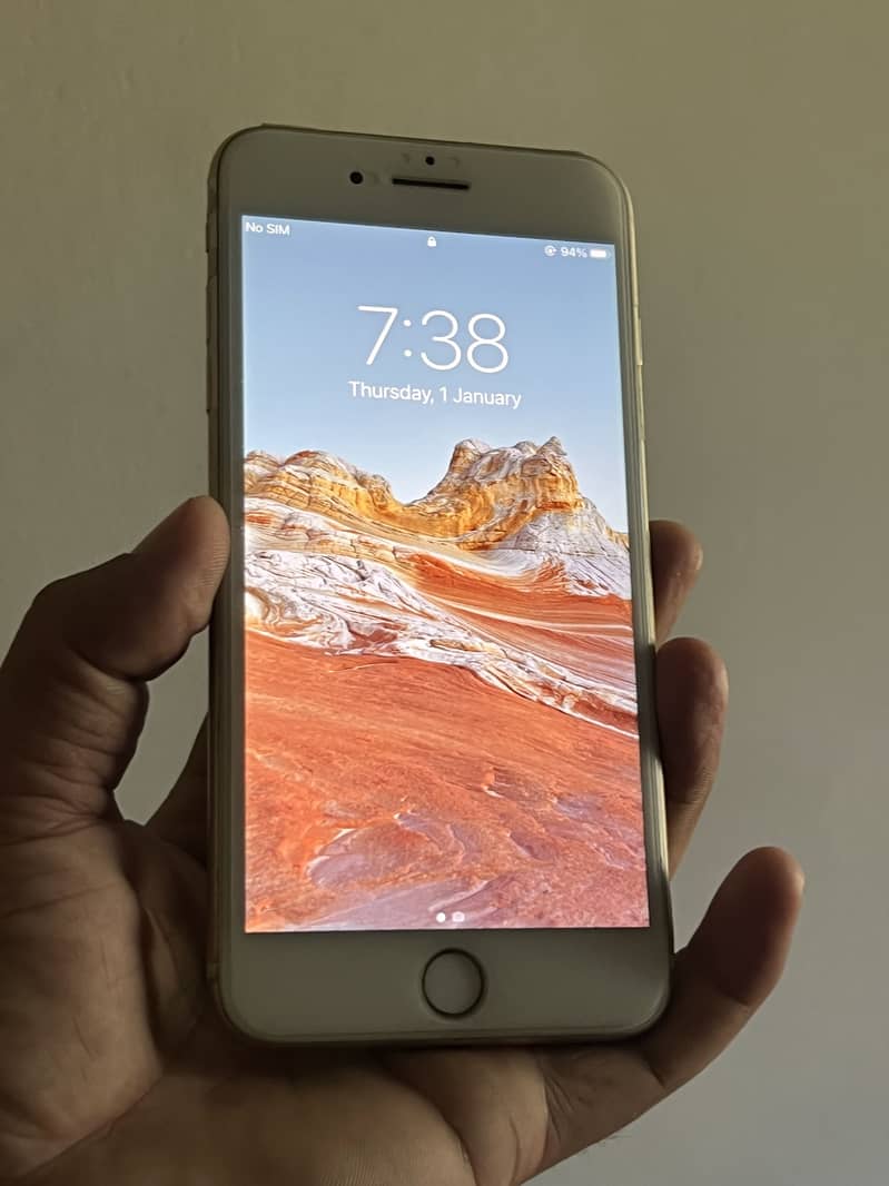 Apple iPhone 7 Plus 5
