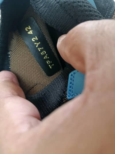 imported new made in Italy 42 number shoe