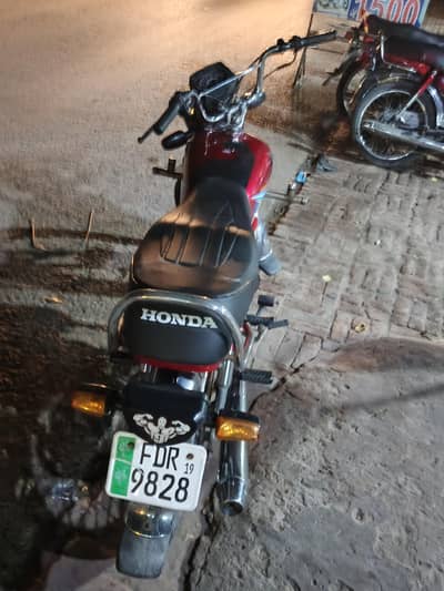 Honda CD70 19 model Total jenuine All oky 10/10 condition