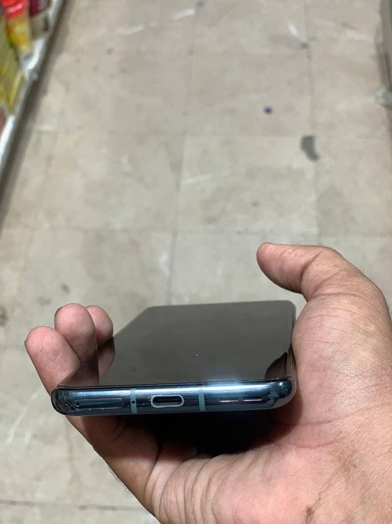One Plus 9 Pro 0
