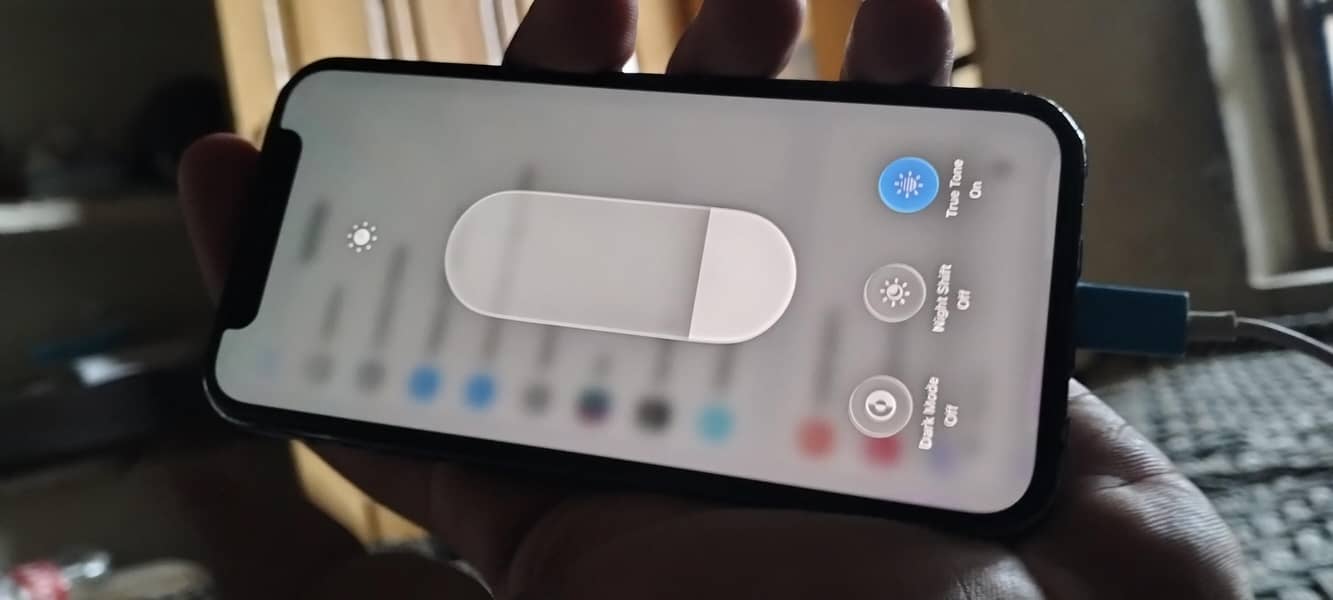 Apple iPhone 12 mini 4