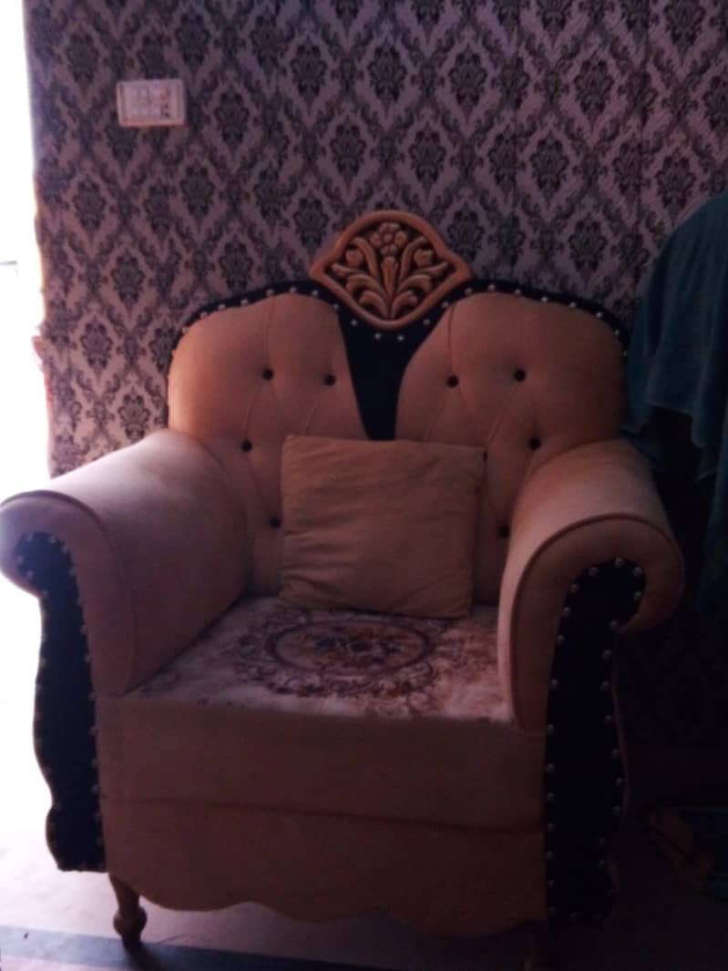 sofa and table 3