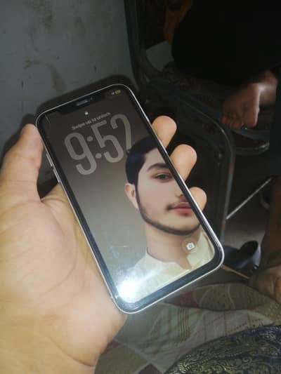 Apple iPhone 11