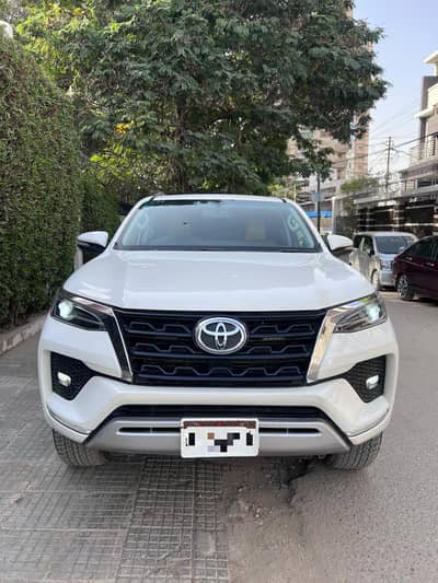 Driver Helper Urgently Required