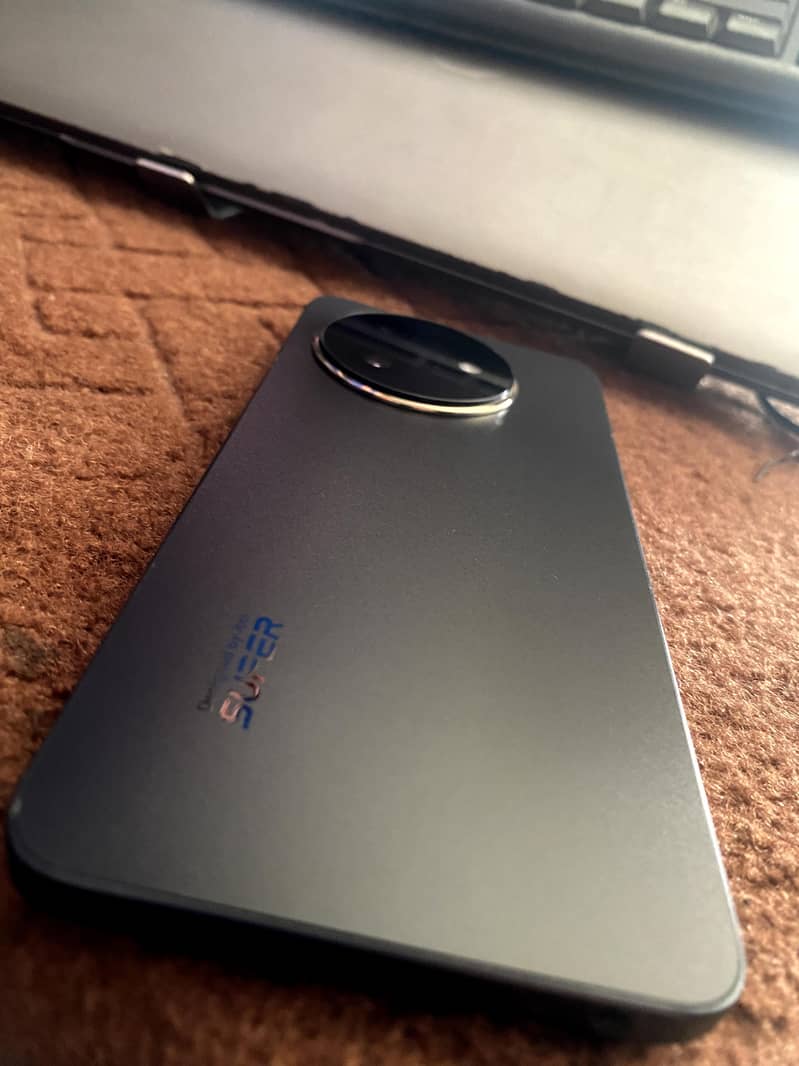Itel s24 8+8/128 with Only Boxx Condition 10/9 Exchange possible 8
