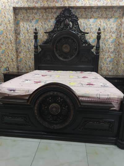 kings size bed dressings table showcase