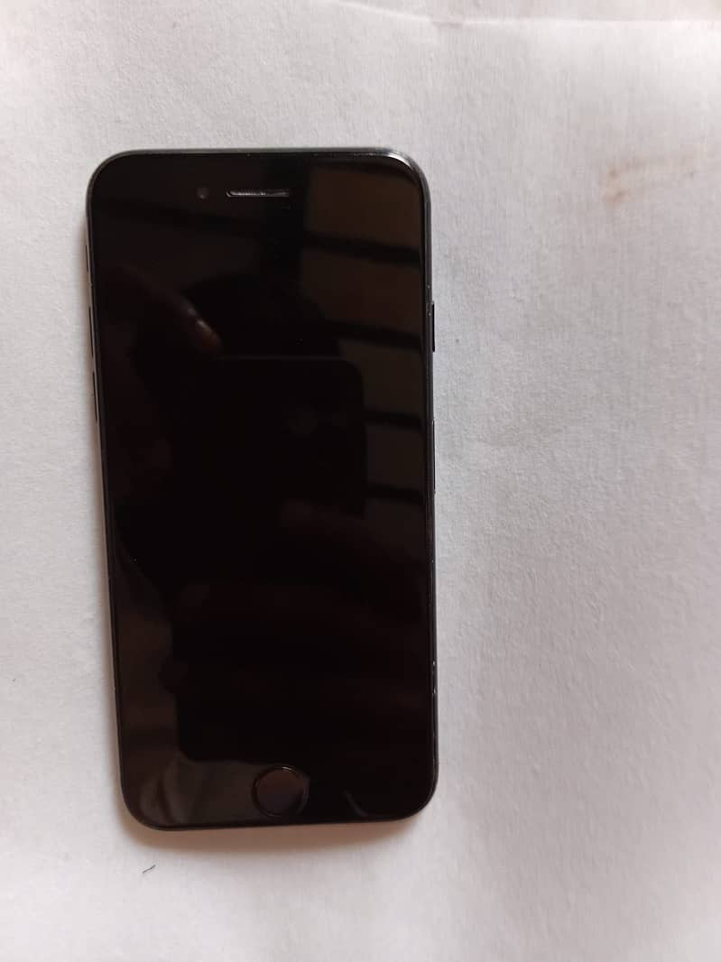 Apple iPhone 7 4