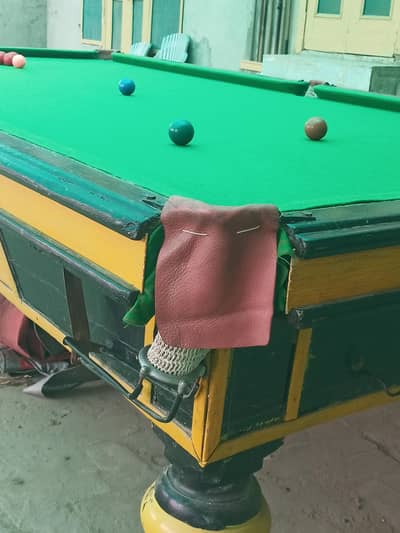 5/10 foot snooker table new cloth