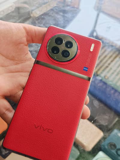 Vivo X90s