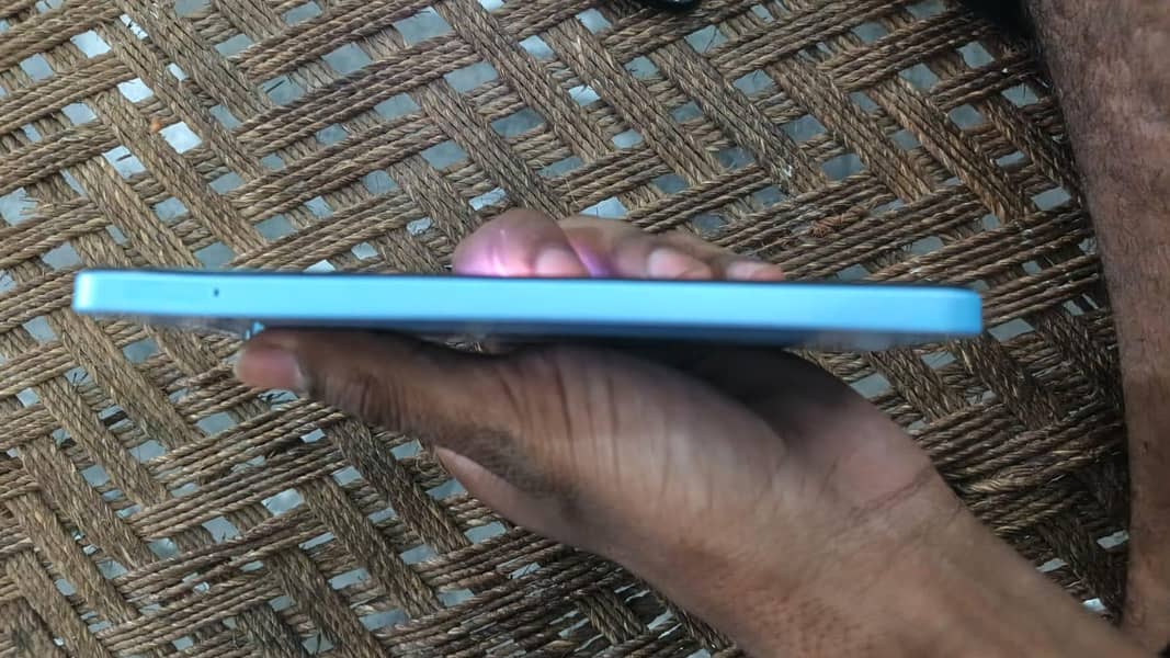 REALME NOTE 50 4